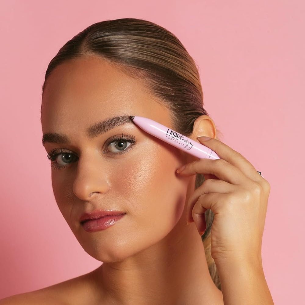 4-in-1 Multi-Effect Makeup Pen – Eyeliner Magic in One Tool! - Smartify Zone