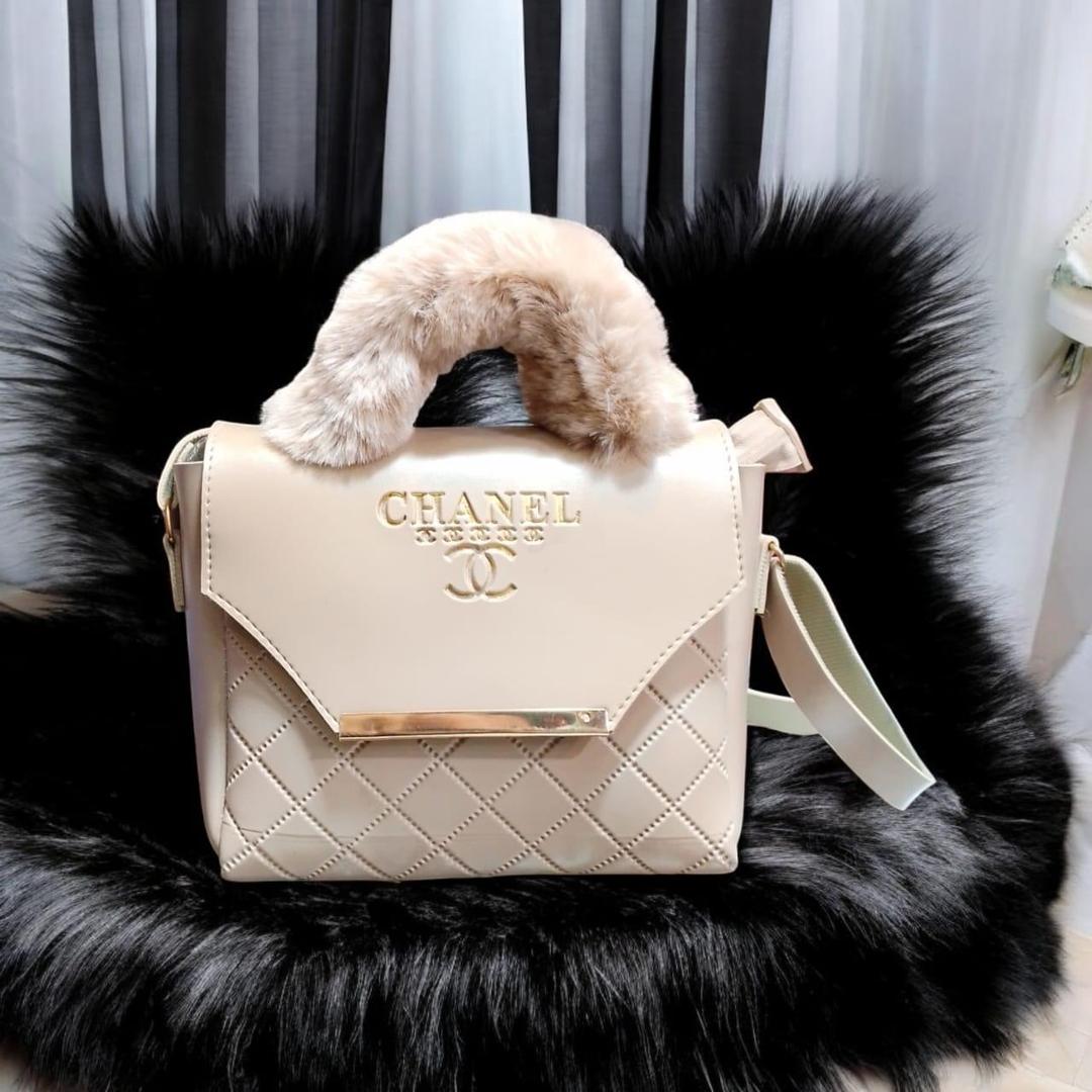 Quilted Chain Handbag with Faux Fur Handle – 3 Colours - Smartify Zone